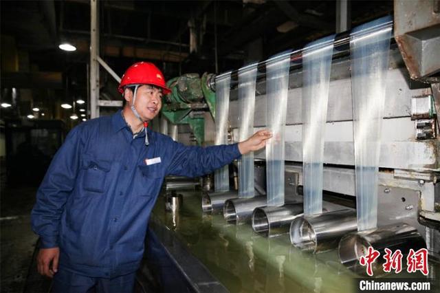 �����������ڶ���ά�²�Ʒ����������ʯ����˾���ڳ���ͼ